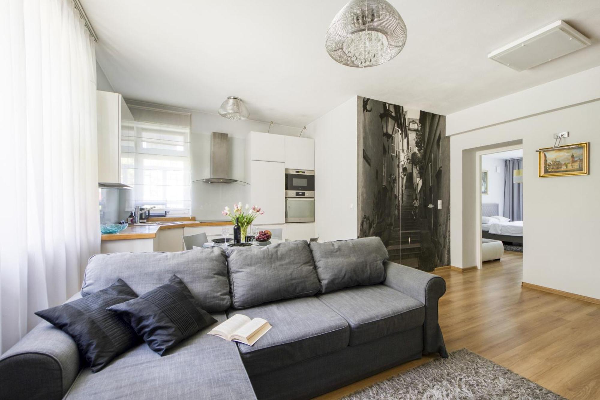 Nr 1 Europa22 Centrum Apartment Old Town Warsaw Stare Miasto Historyczna Kamienica Umiejscowiona W Zabytkowej Czesci Warszawy Obok Parku Multimedialnego I Barbakanu Parking 24H Sniadanie Opcjonaln Breakfast Optional Check In From 14 Pm Parter Ground Esterno foto